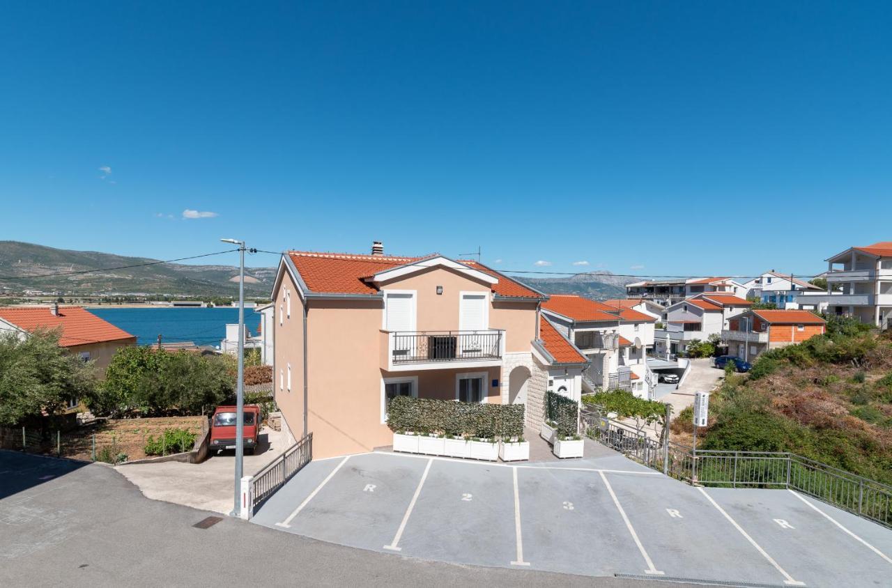 Apartment Gagula With Jacuzzi Trogir Dış mekan fotoğraf